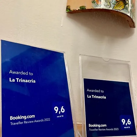 La Trinacria *
